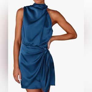 Prettygarden /‎ silky / blue / off shoulder / mini  Sz Small